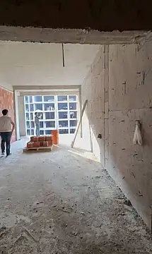 Satılır 3 otaqlı mənzil 134 m²