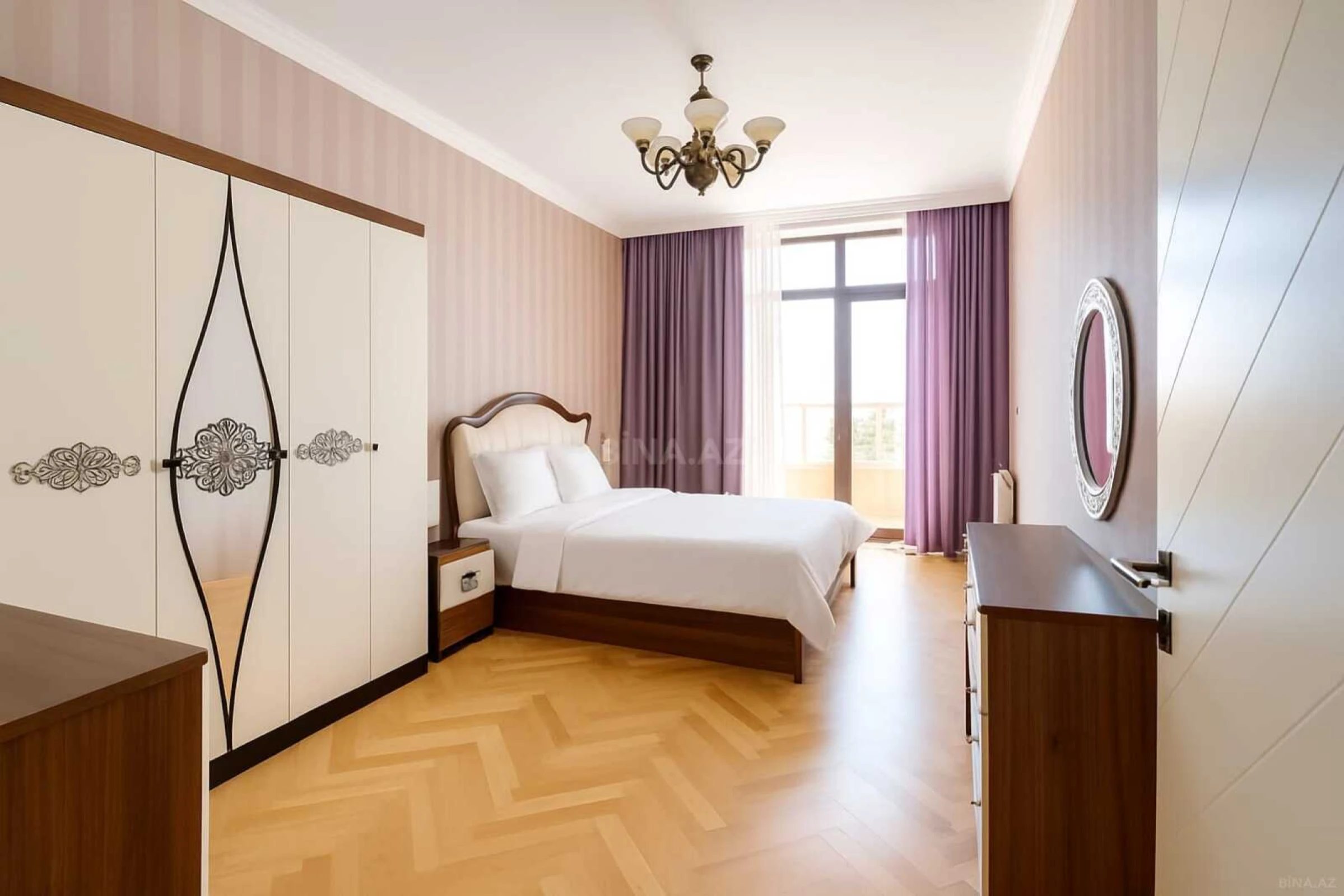 Satılır 3 otaqlı mənzil 101 m²