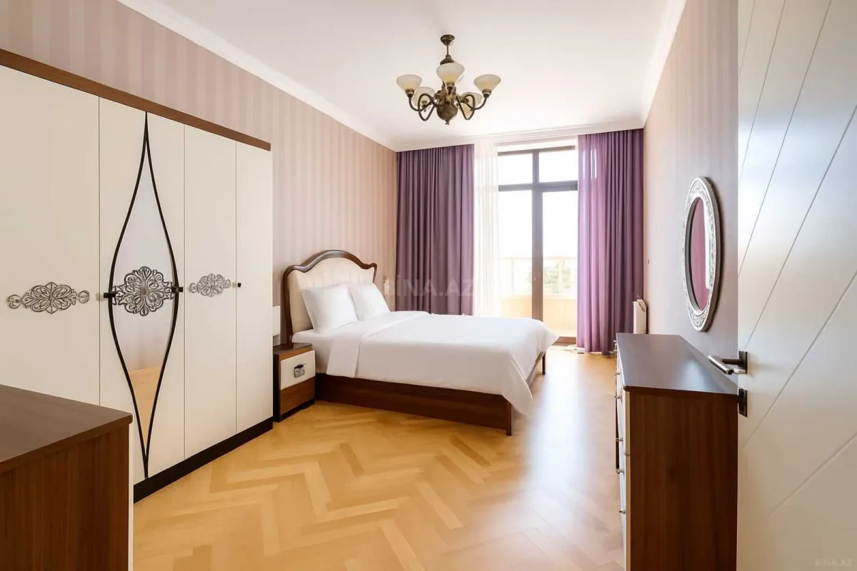 Satılır 3 otaqlı mənzil 101 m²