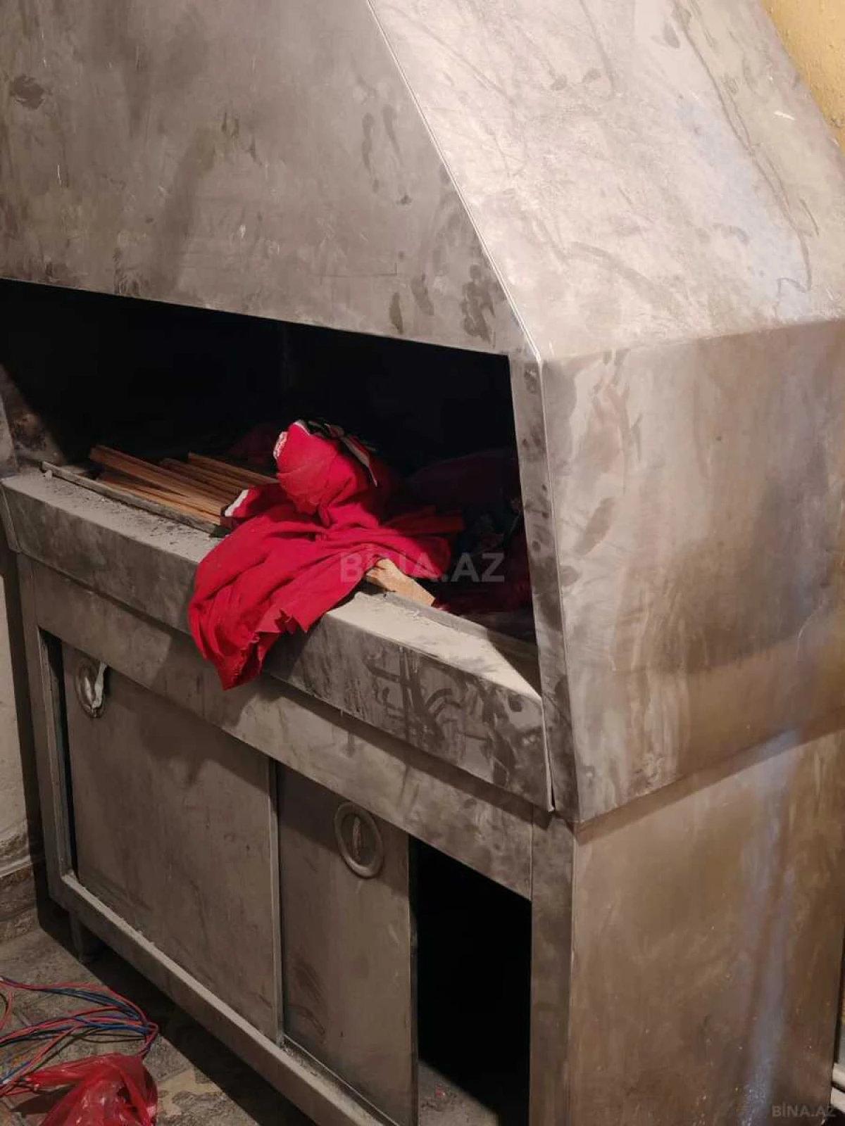 Satılır obyekt 170 m²