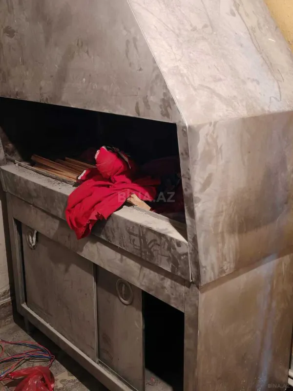 Satılır obyekt 170 m²