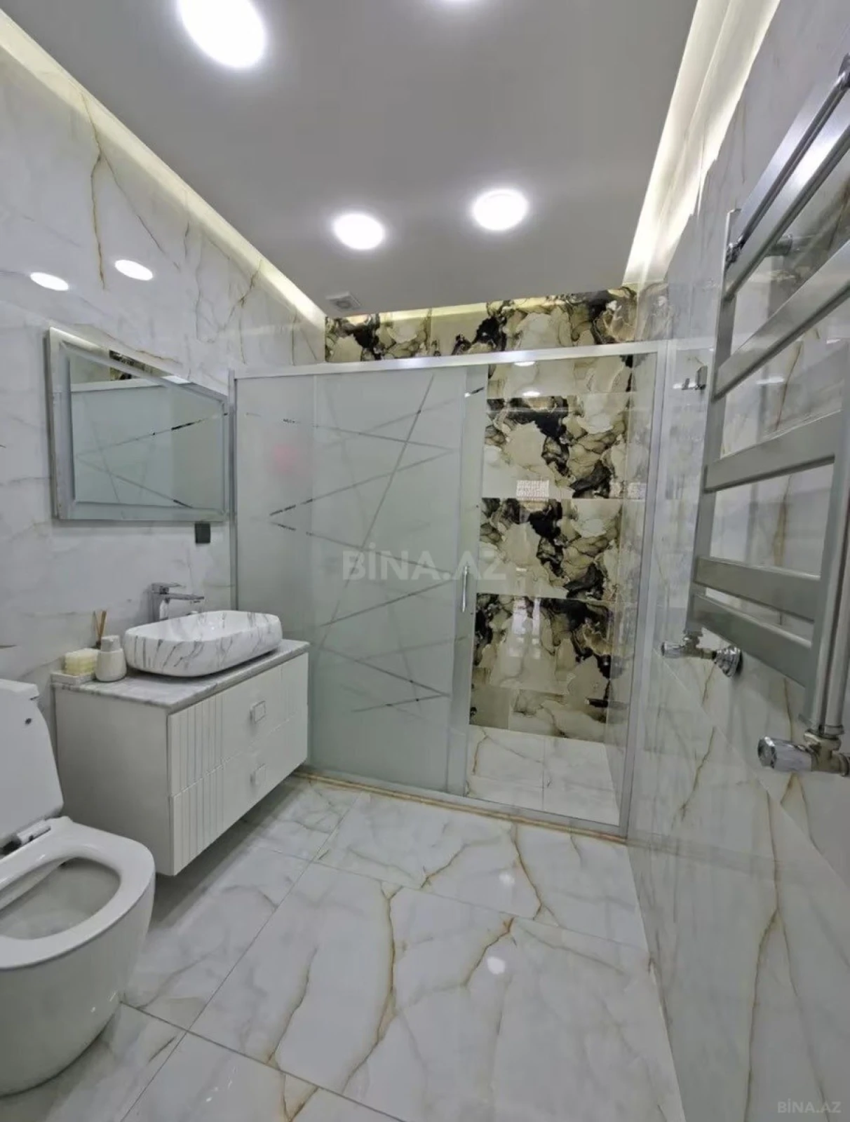 Kirayə verilir 4 otaqlı həyət evi 220 m²
