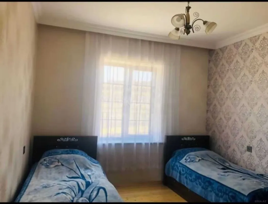 Satılır 4 otaqlı həyət evi 150 m²