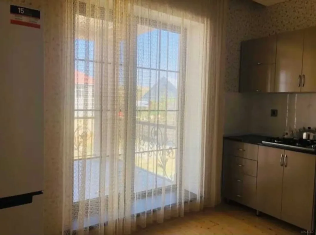 Satılır 4 otaqlı həyət evi 150 m²