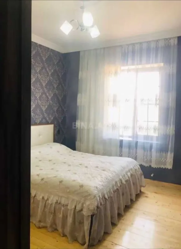 Satılır 4 otaqlı həyət evi 150 m²