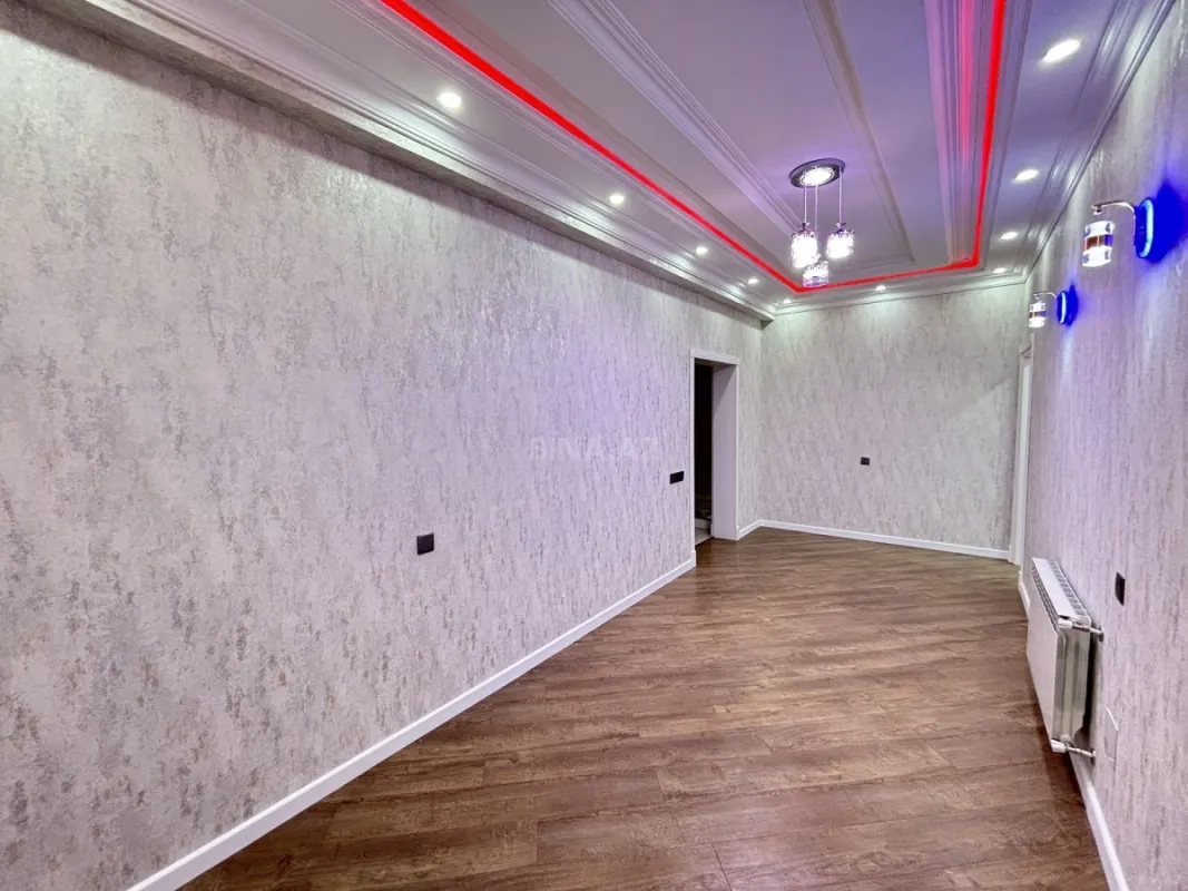 Satılır 2 otaqlı mənzil 100 m²