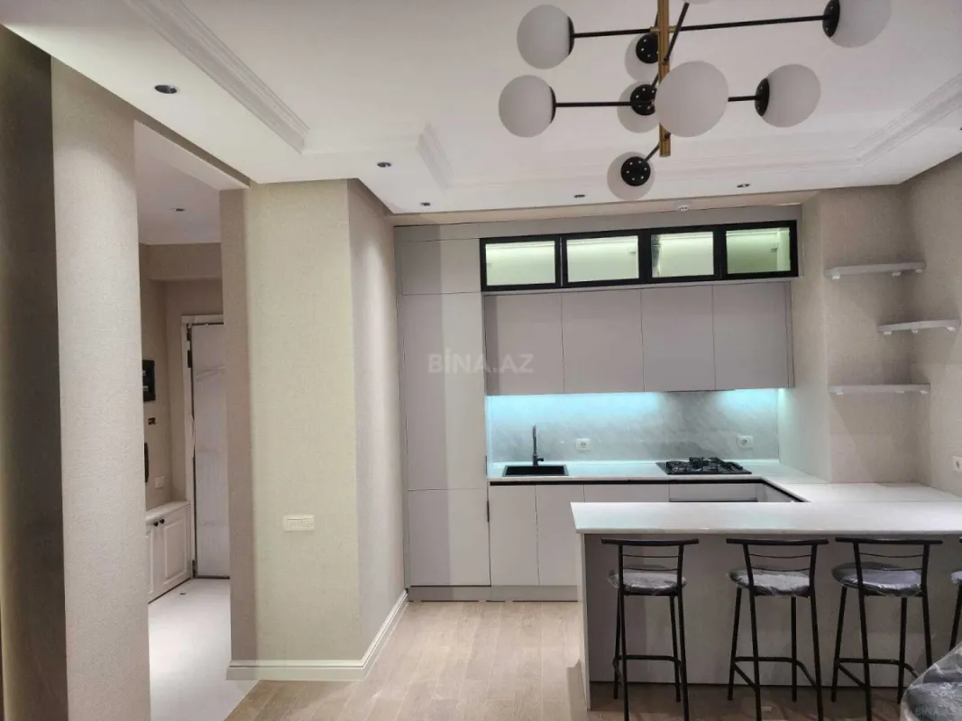 Kirayə verilir 2 otaqlı mənzil 62 m²