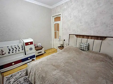Satılır 4 otaqlı həyət evi 108 m²