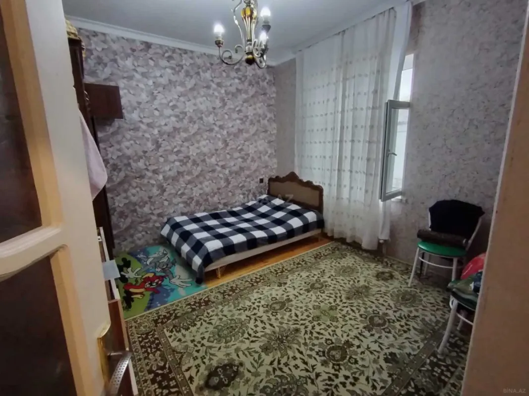 Satılır 4 otaqlı həyət evi 108 m²