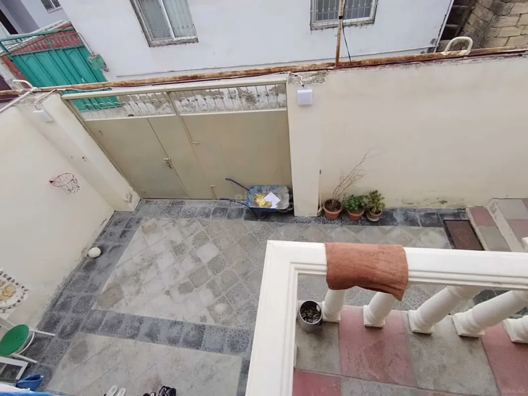 Satılır 4 otaqlı həyət evi 108 m²