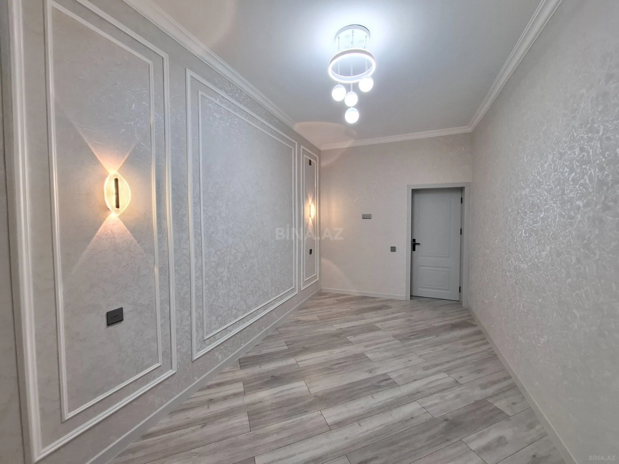 Satılır 2 otaqlı mənzil 66.5 m²