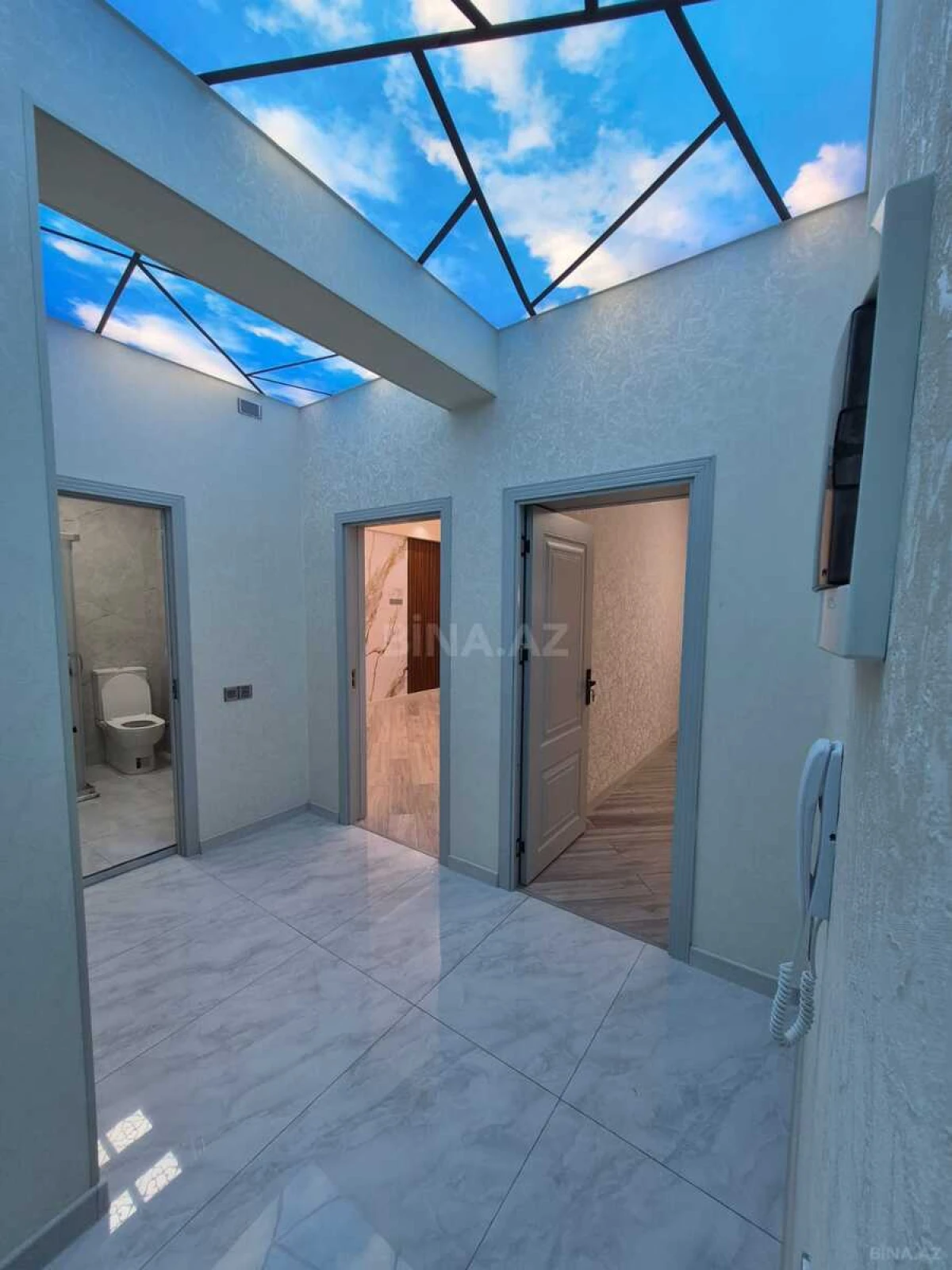 Satılır 2 otaqlı mənzil 66.5 m²