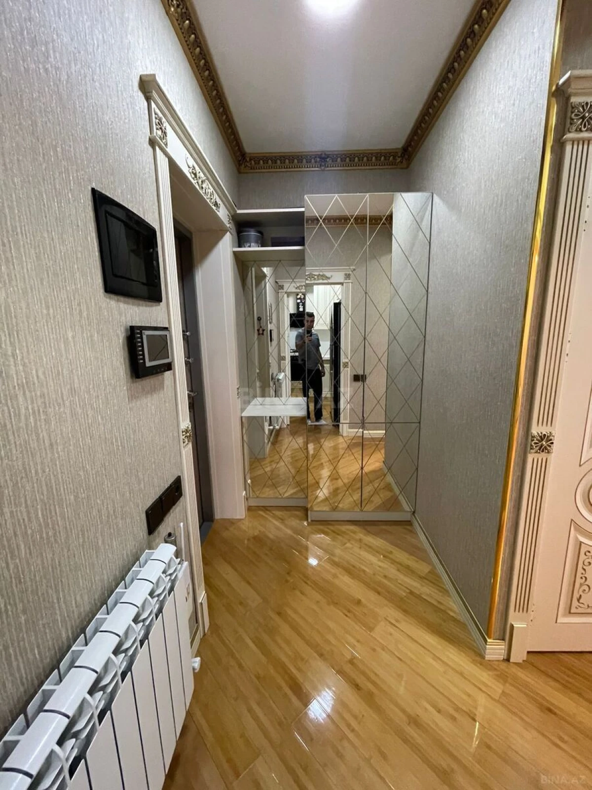 Satılır 2 otaqlı mənzil 60 m²
