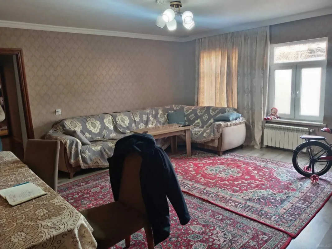 Satılır 6 otaqlı həyət evi 160 m²