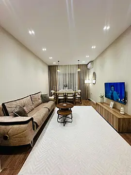 Satılır 2 otaqlı mənzil 64 m²