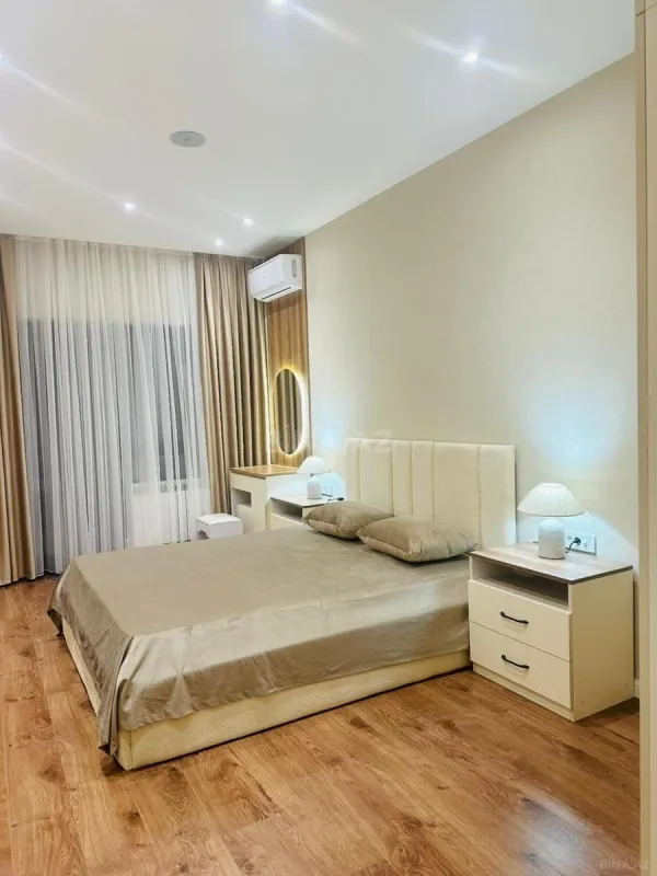 Satılır 2 otaqlı mənzil 64 m²