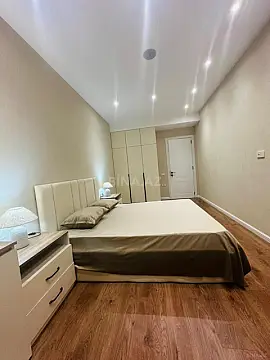 Satılır 2 otaqlı mənzil 64 m²