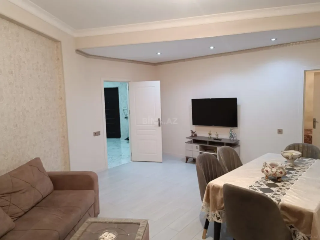 Satılır 3 otaqlı mənzil 105 m²
