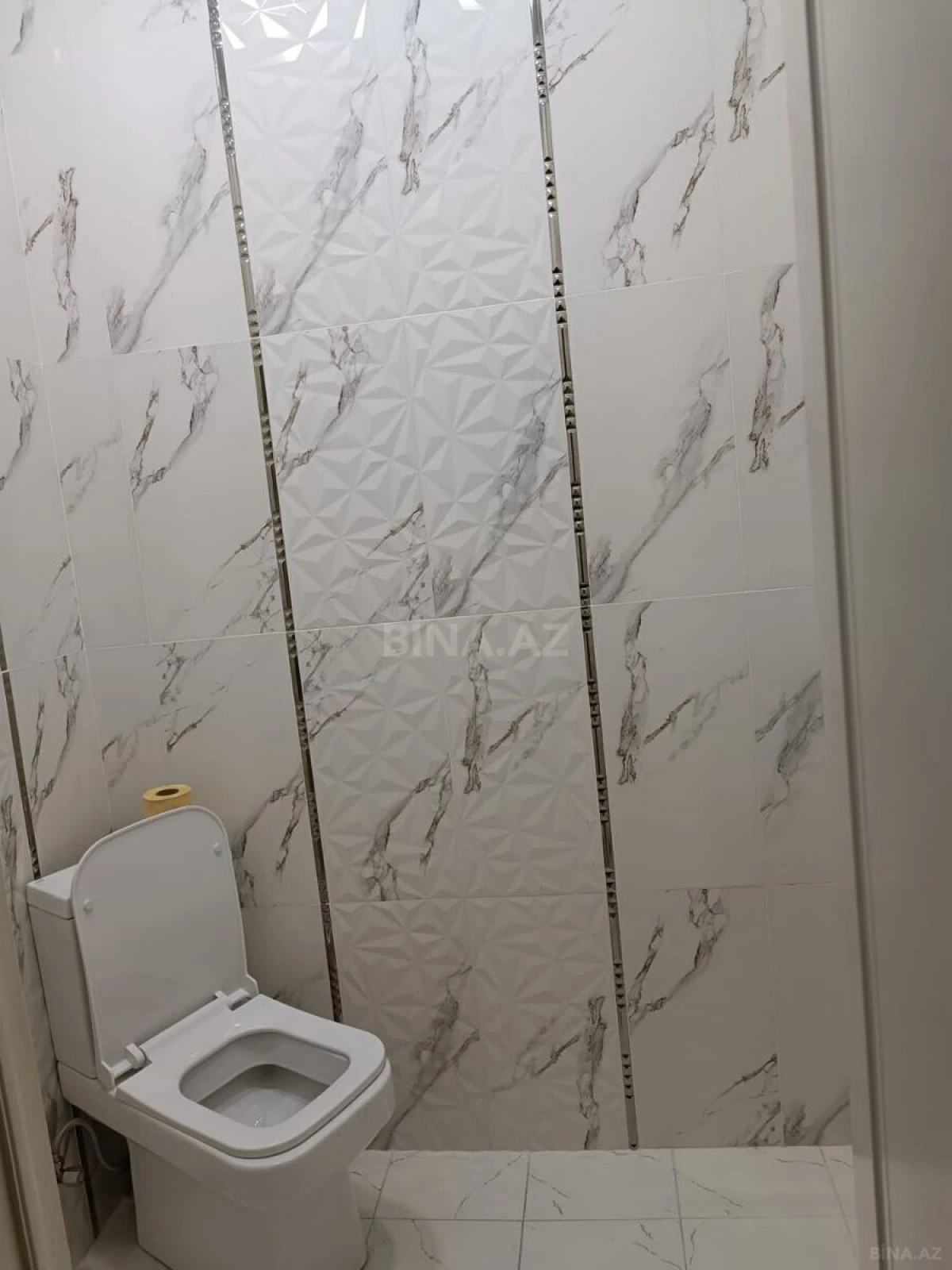 Satılır 3 otaqlı mənzil 105 m²