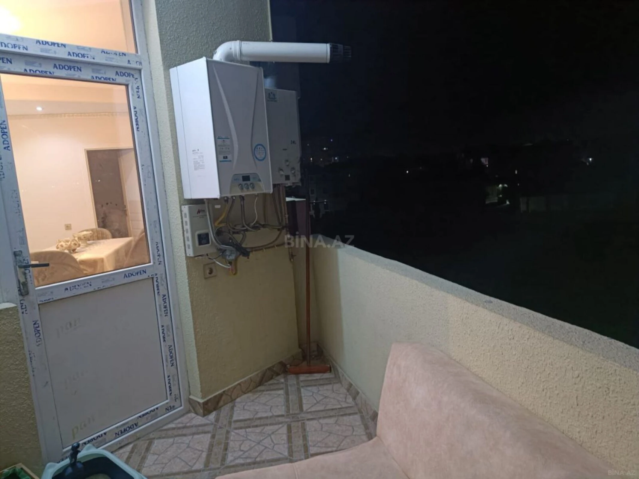 Satılır 3 otaqlı mənzil 105 m²