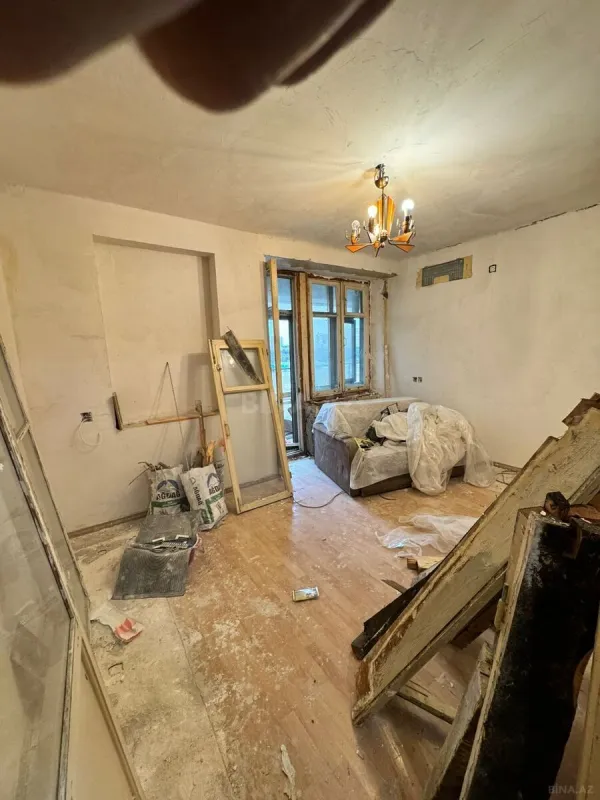 Satılır 2 otaqlı mənzil 32 m²