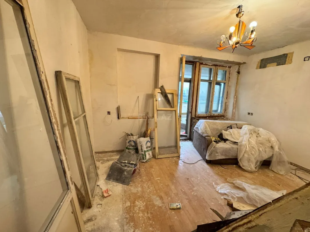 Satılır 2 otaqlı mənzil 32 m²