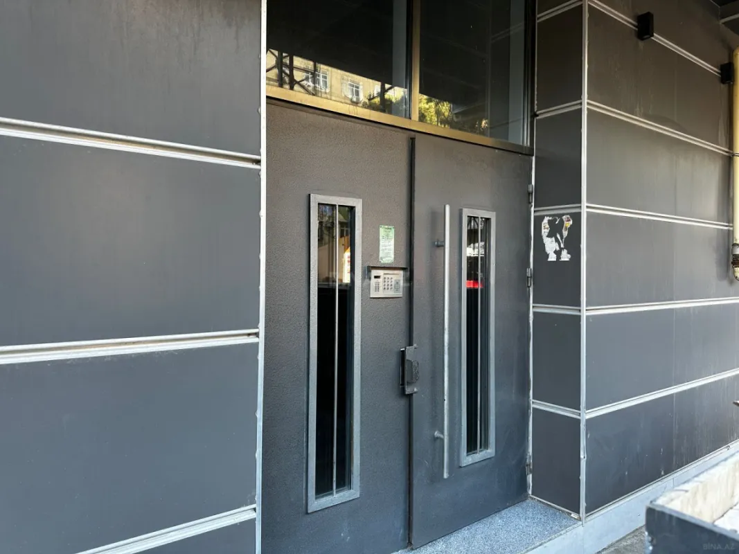 Satılır 2 otaqlı mənzil 91 m²