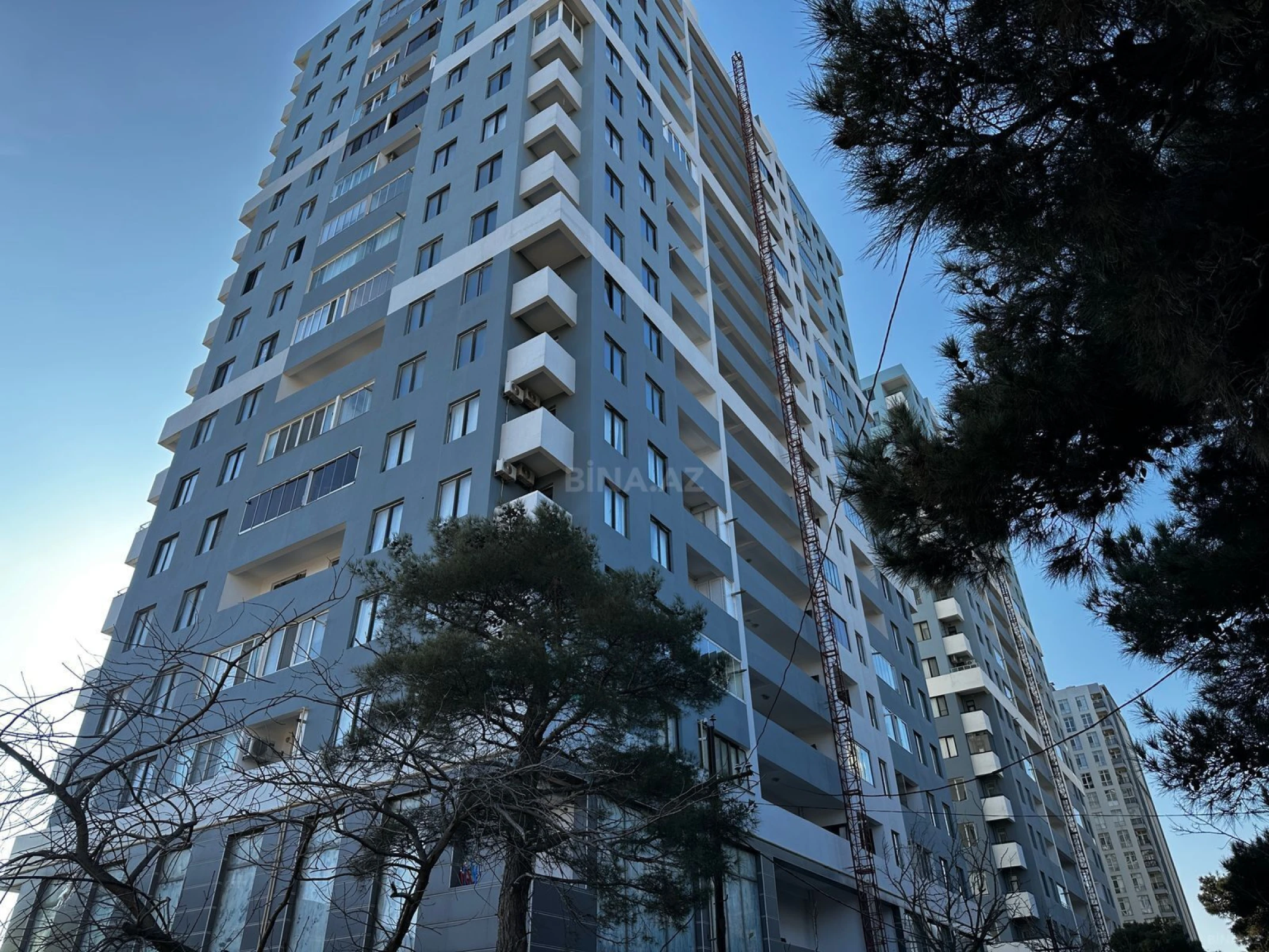 Satılır 2 otaqlı mənzil 91 m²
