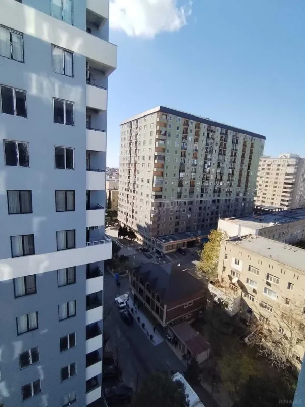 Satılır 2 otaqlı mənzil 91 m²