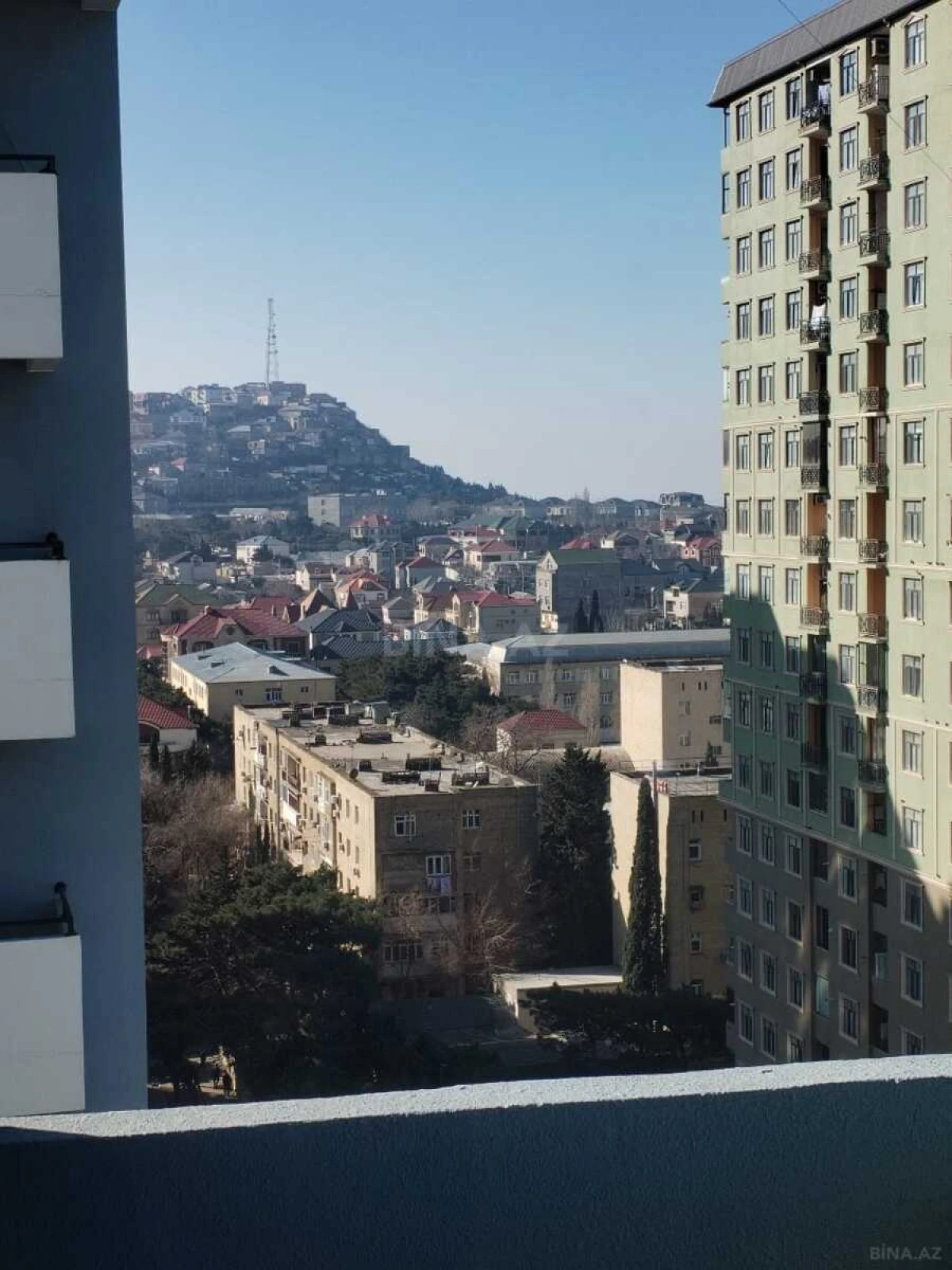 Satılır 2 otaqlı mənzil 91 m²