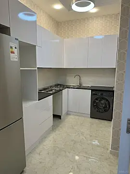 Kirayə verilir 3 otaqlı mənzil 95 m²