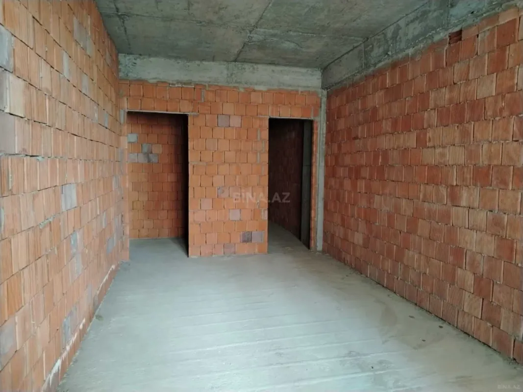 Satılır 3 otaqlı mənzil 163 m²