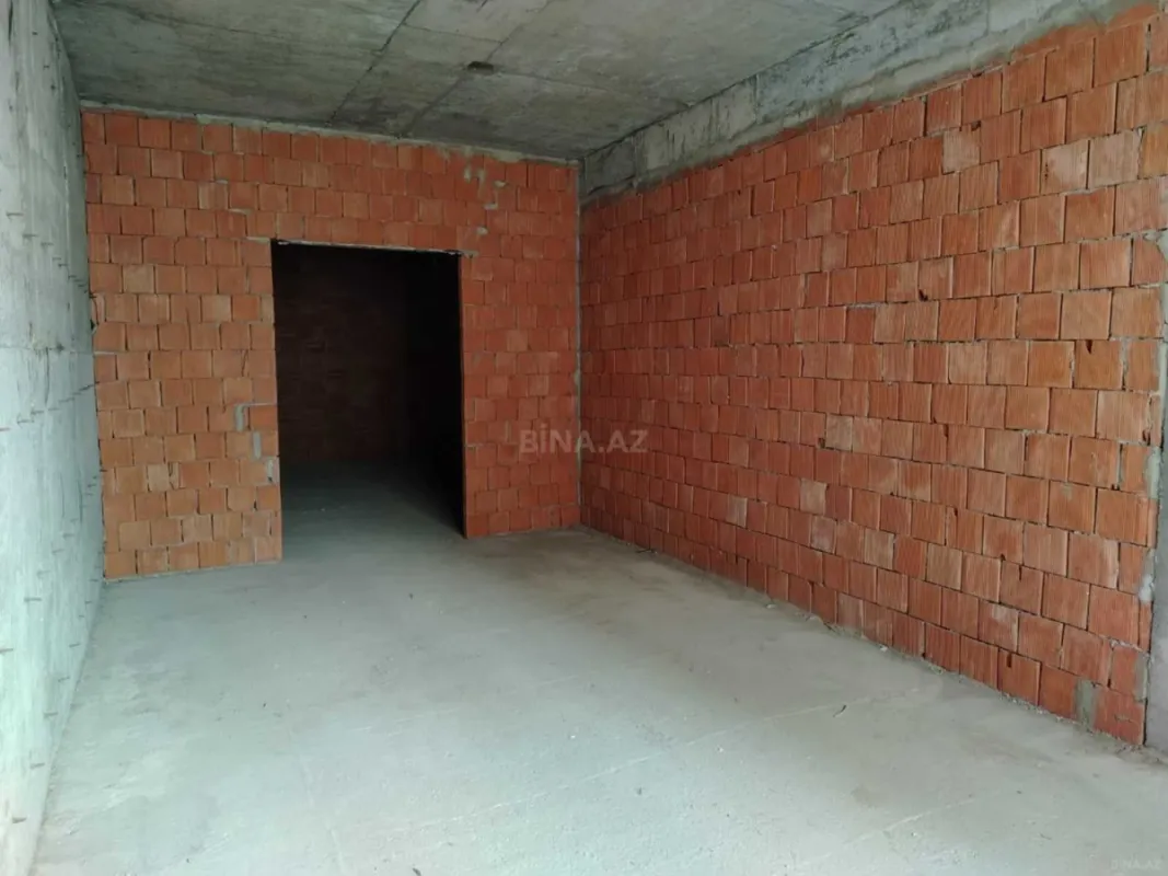 Satılır 3 otaqlı mənzil 163 m²