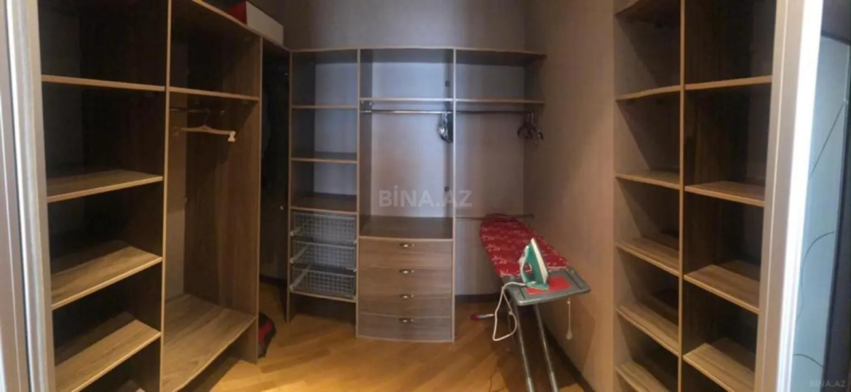 Kirayə verilir 2 otaqlı mənzil 100 m²