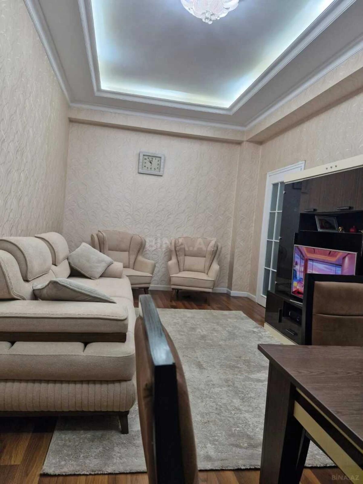 Satılır 2 otaqlı mənzil 70 m²