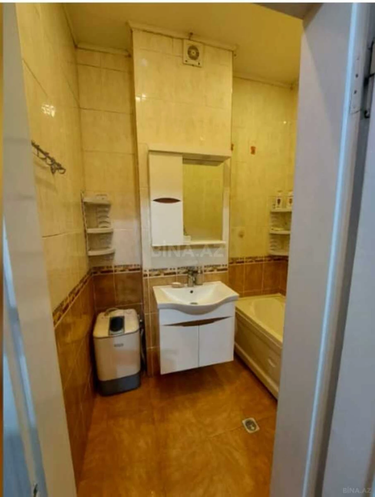 Satılır 2 otaqlı mənzil 70 m²