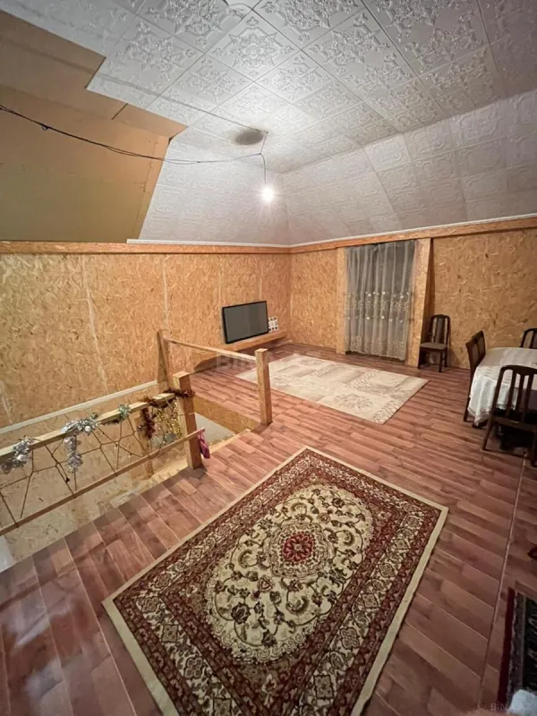 Satılır 6 otaqlı həyət evi 220 m²