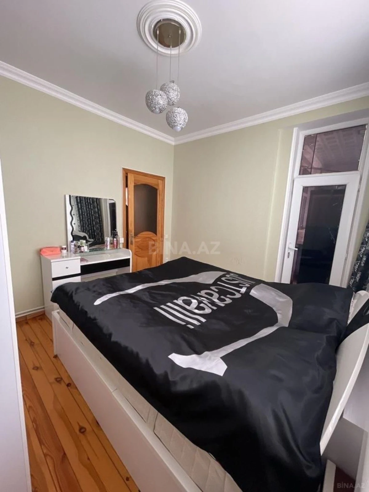 Kirayə verilir 2 otaqlı mənzil 57 m²