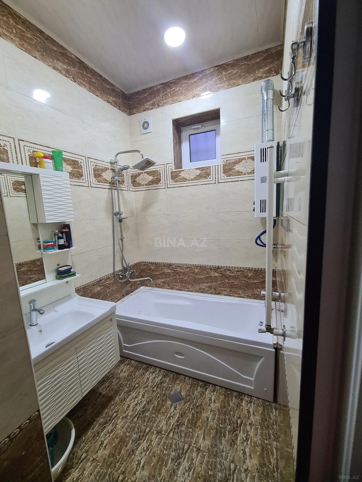 Satılır 3 otaqlı həyət evi 67.2 m²