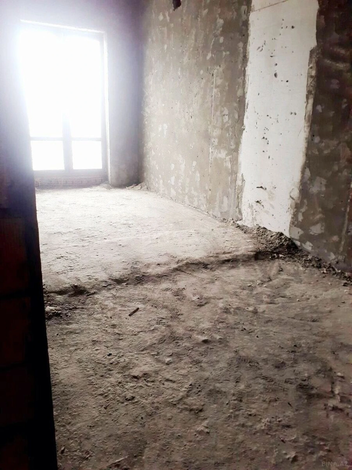 Satılır 3 otaqlı mənzil 113.1 m²