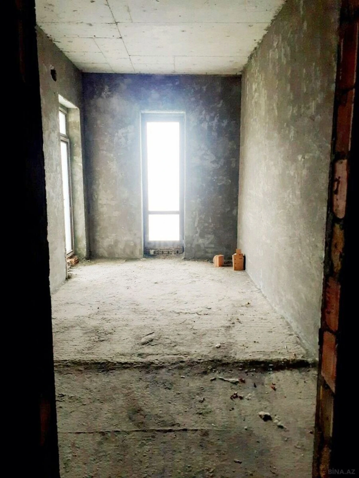Satılır 3 otaqlı mənzil 113.1 m²