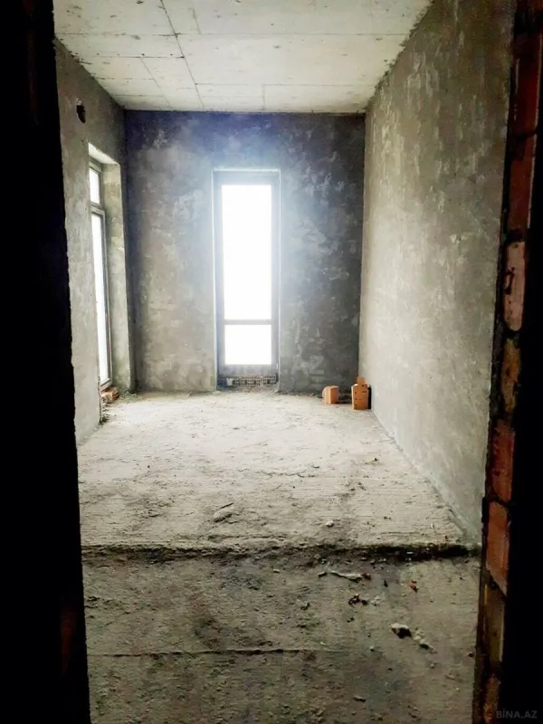 Satılır 3 otaqlı mənzil 113.1 m²