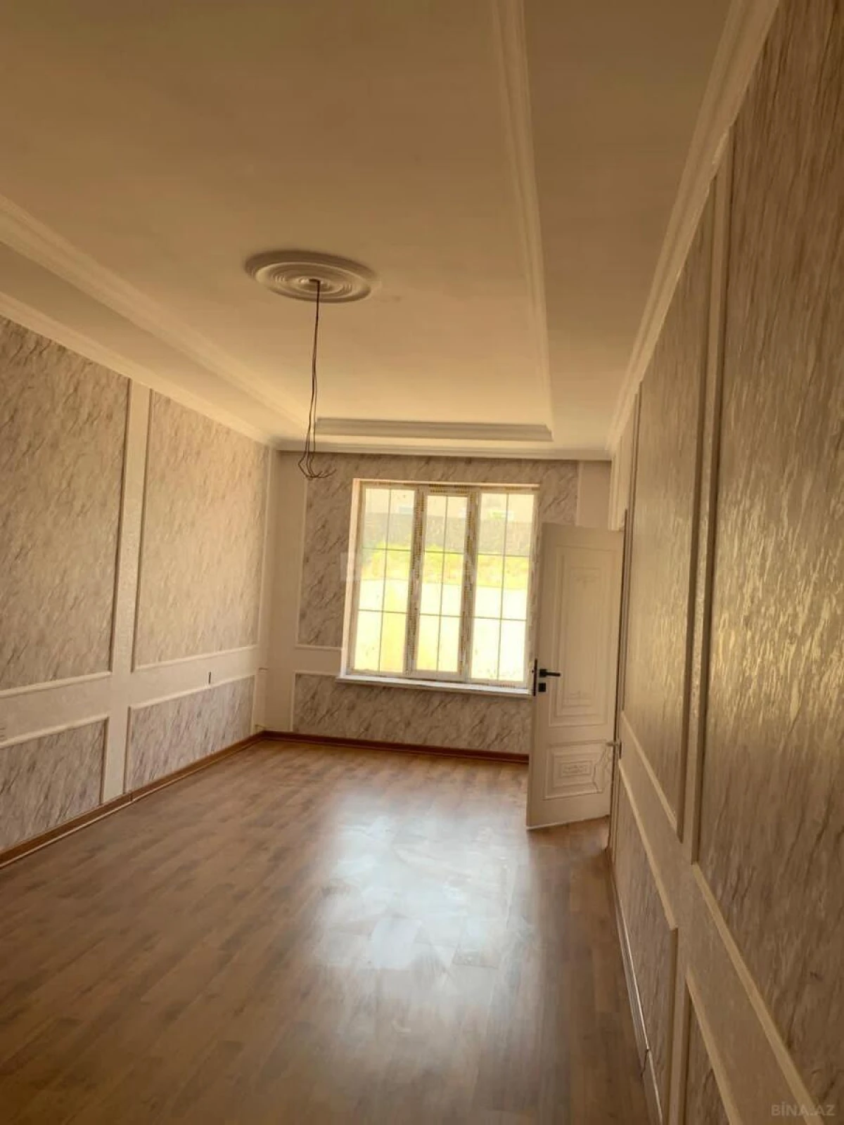 Satılır 4 otaqlı həyət evi 150 m²