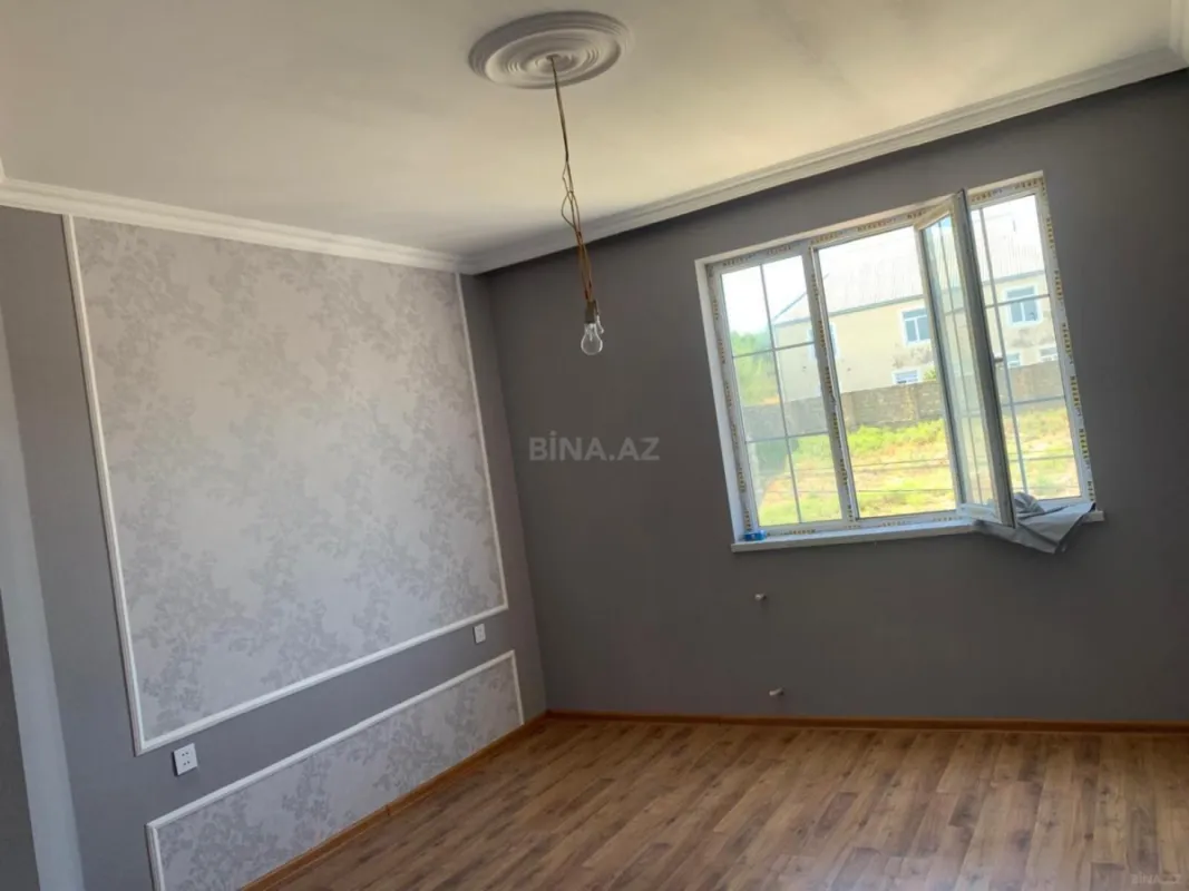 Satılır 4 otaqlı həyət evi 150 m²