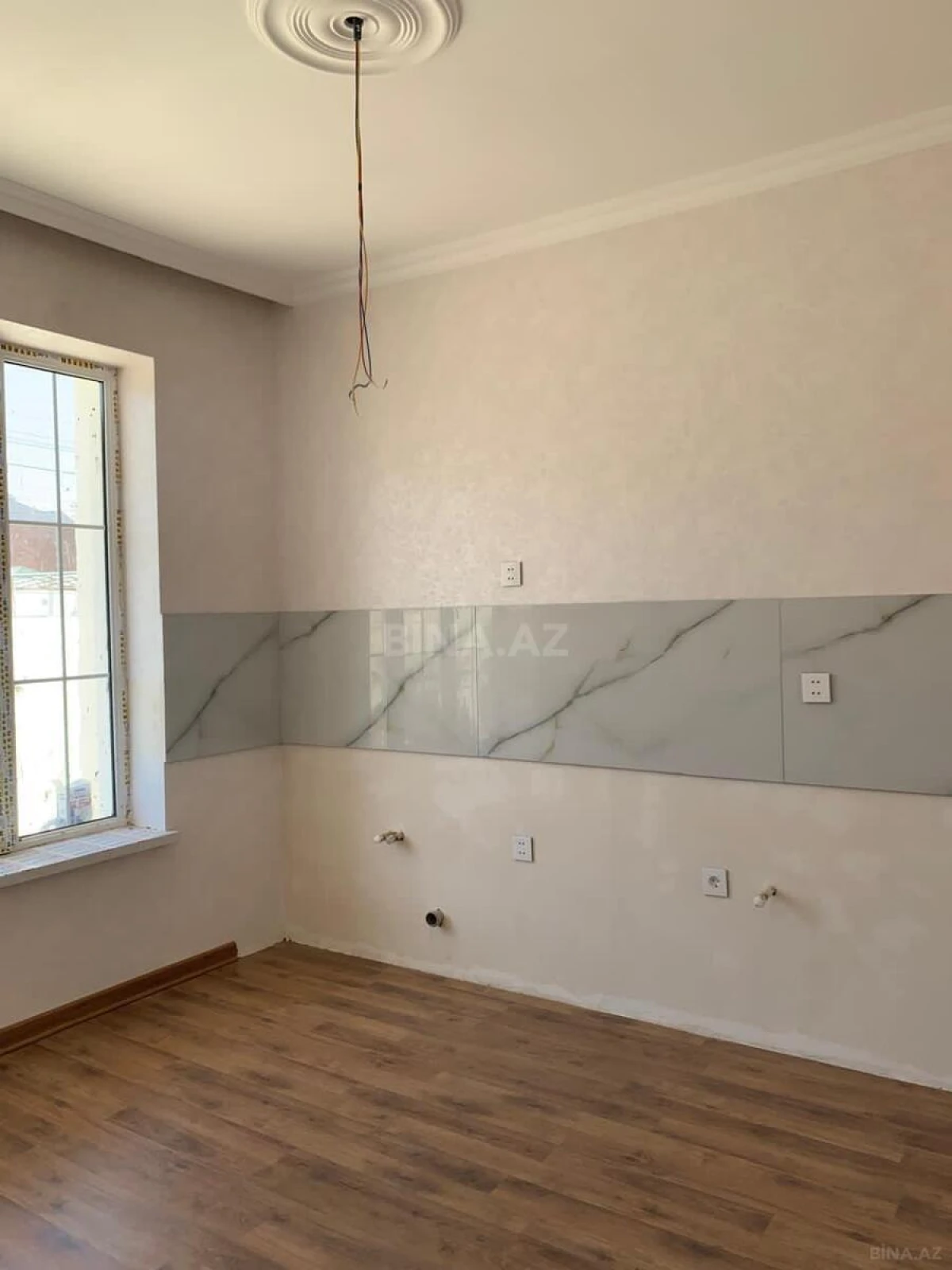 Satılır 4 otaqlı həyət evi 150 m²