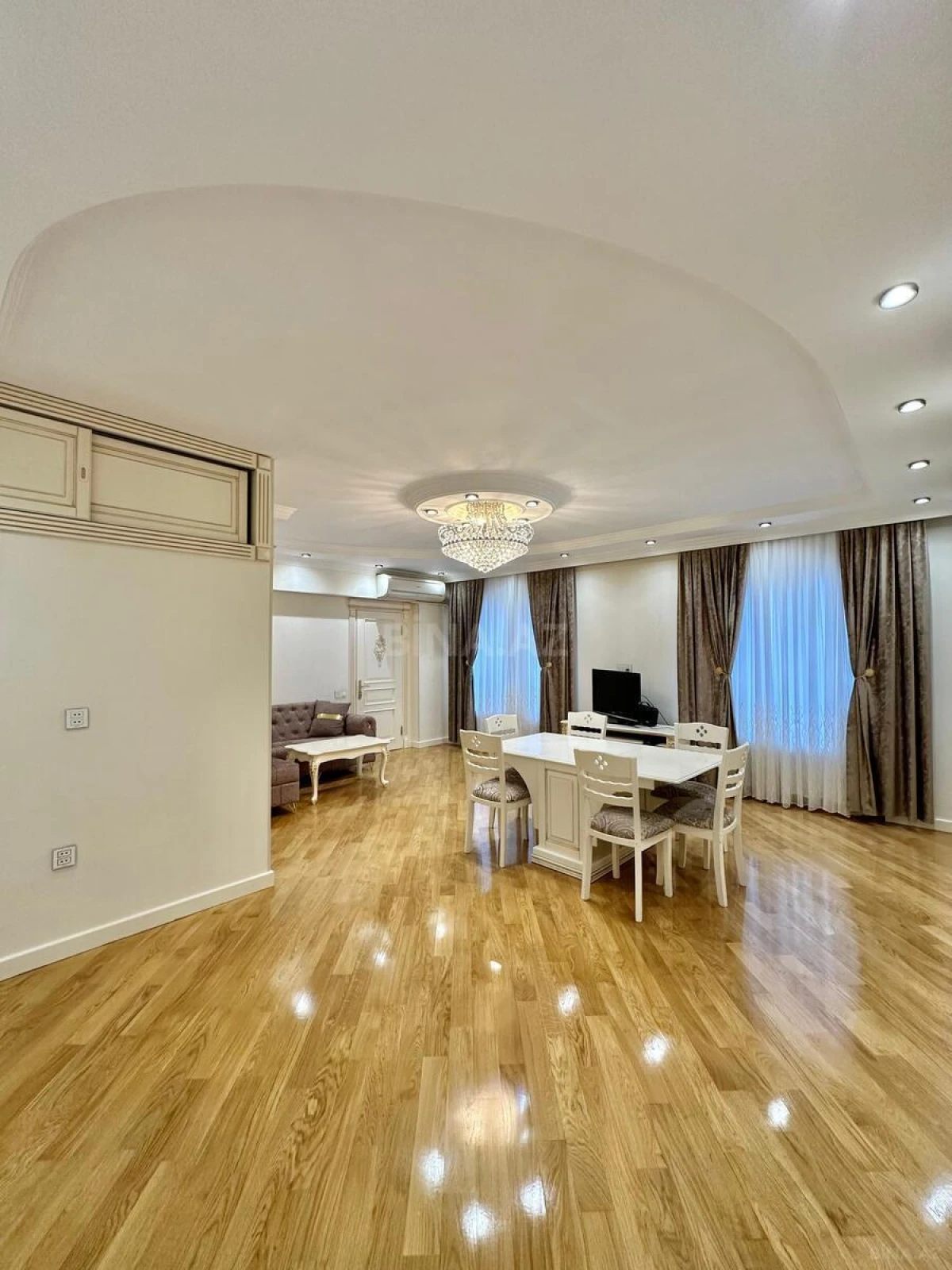 Satılır 1 otaqlı mənzil 51 m²