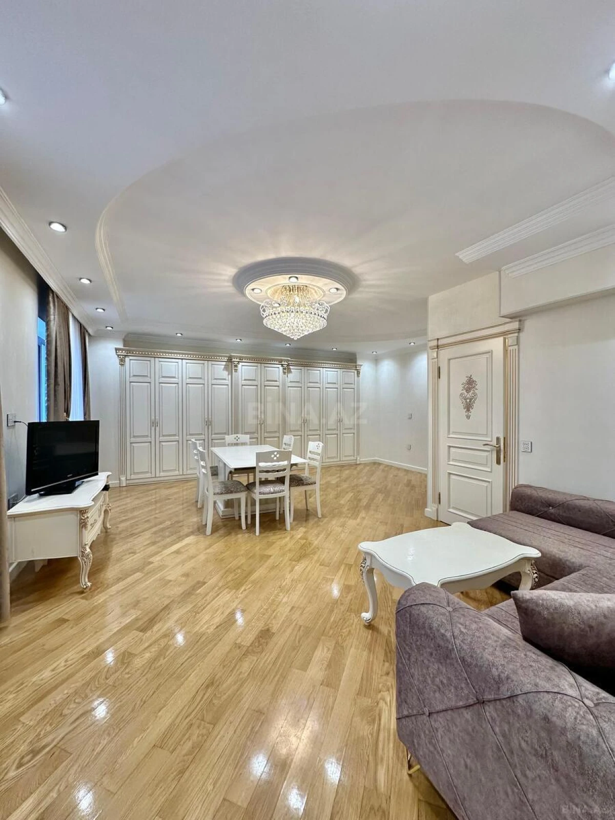 Satılır 1 otaqlı mənzil 51 m²
