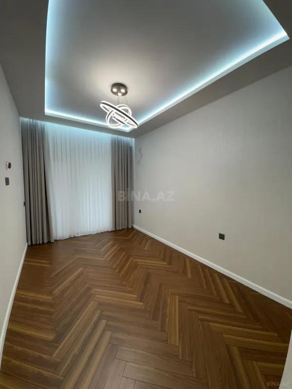 Satılır 3 otaqlı mənzil 97 m²