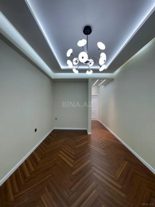 Satılır 3 otaqlı mənzil 97 m²