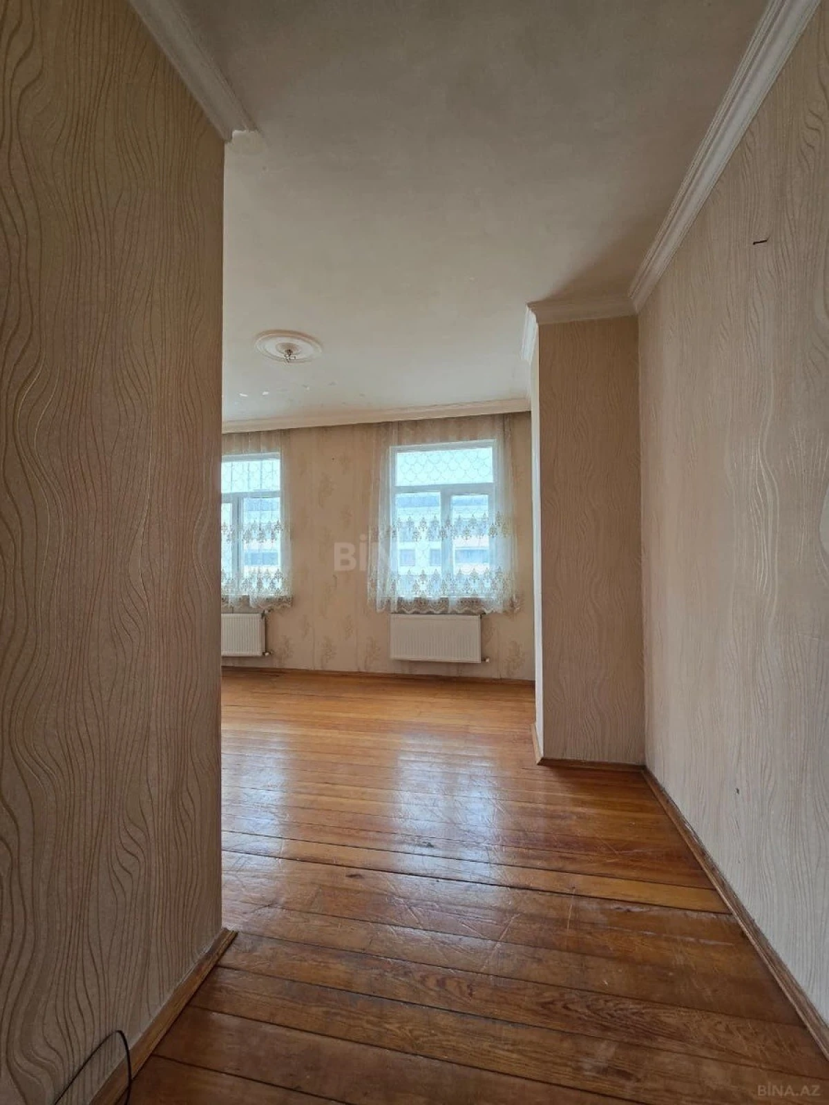 Satılır 3 otaqlı mənzil 100 m²
